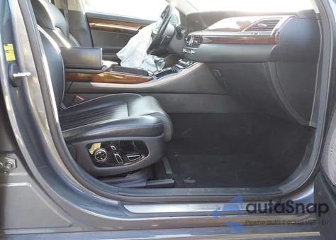 2017 Genesis G90 3.3T Premium из США, поврежденный, VIN KMHG34JA6HU027207